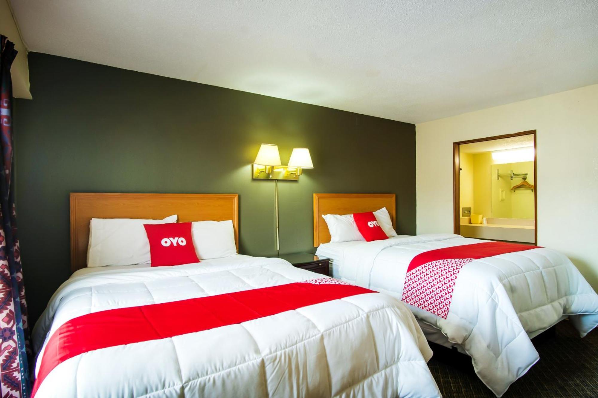 Oyo Hotel Hutchinson West 4Th Ave Экстерьер фото
